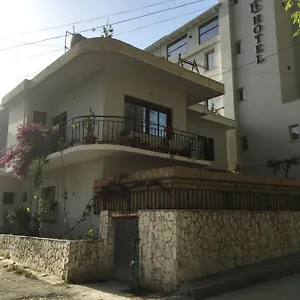 Affittacamere Private At Hektor & Aferdita, Vlorë